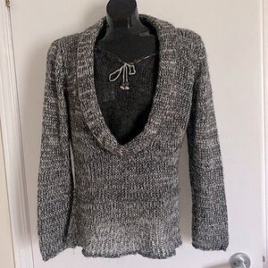 BLUMERA, Made in Italy. Long sleeve light b weight grey sweater Size Large